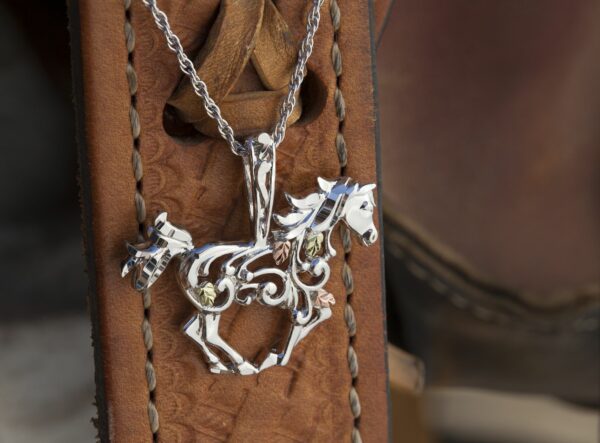 MRLPE1916-facebook-600x443 Sterling Silver Horse Pendant with Black Hills Gold Leaves